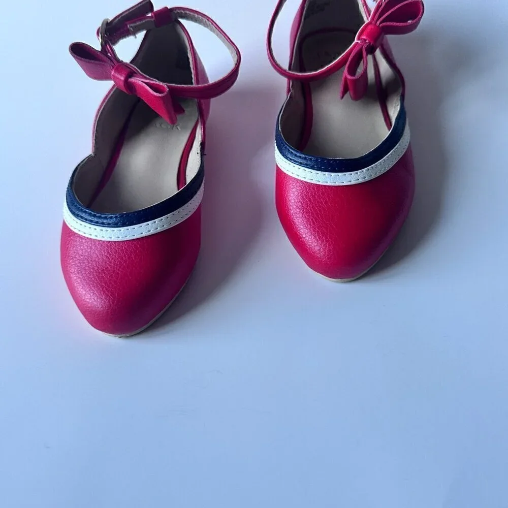 Janie and Jack Girl's Pieced Ballet Flat. Red, white, Navy Blue. Size - 7